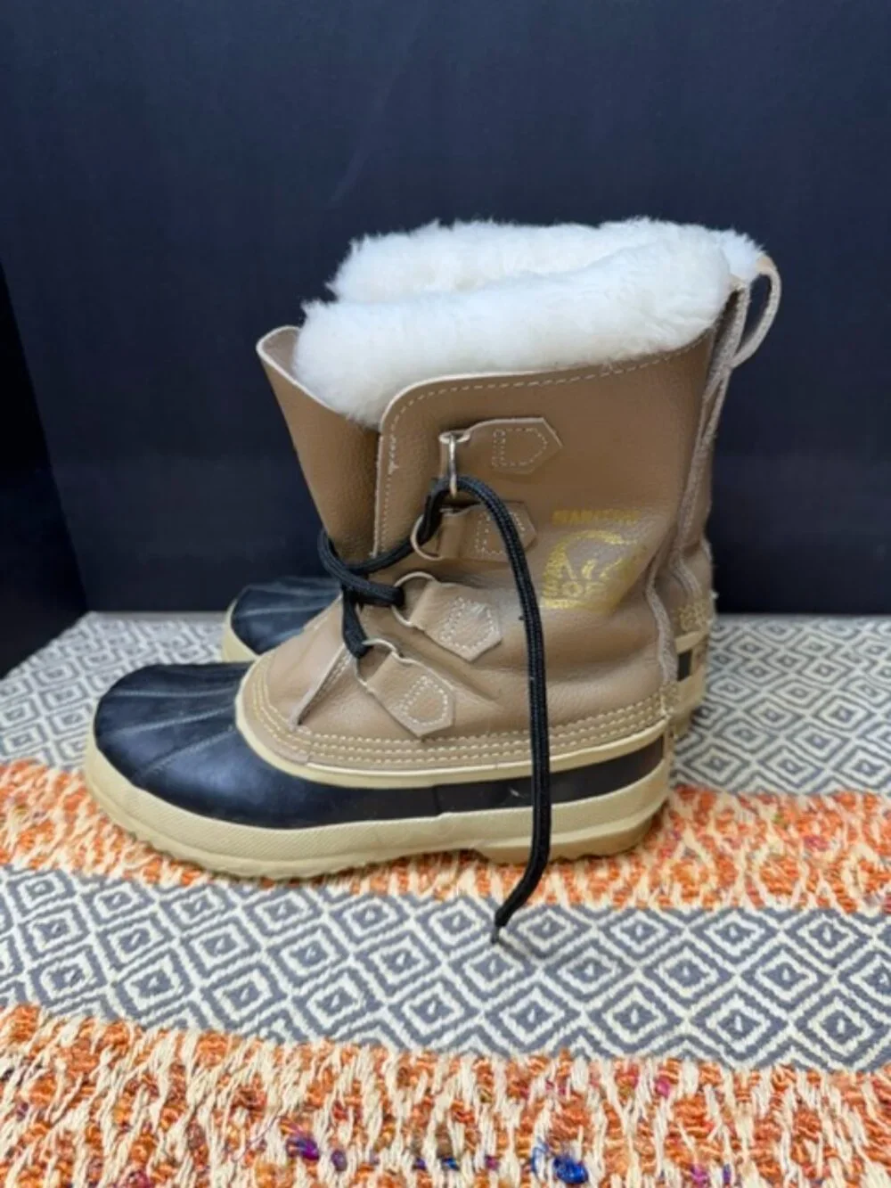 Sorel Manitou Woman's Size 7
